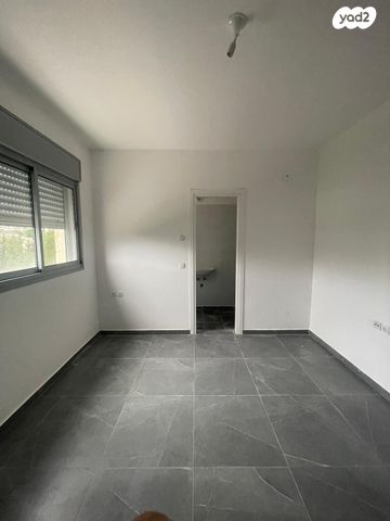 דירה, אדמונד סחייק 17, מלחה, מנחת, ירושלים