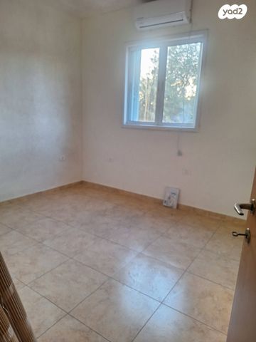 דו משפחתי, הרב אלנקווה 86, נווה אליעזר וכפר שלם מזרח, תל אביב יפו