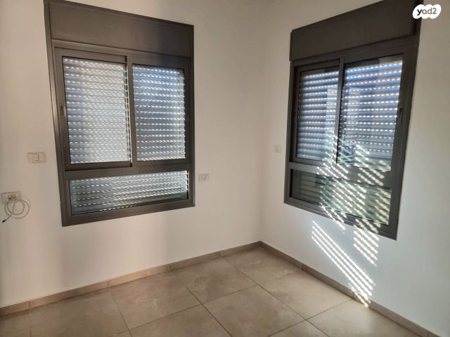 דופלקס, הקרן 13, יובלים, פרדס חנה כרכור