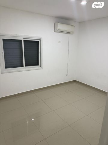 דו משפחתי, משעול הנרקיס 7, נאות אביב, שדרות