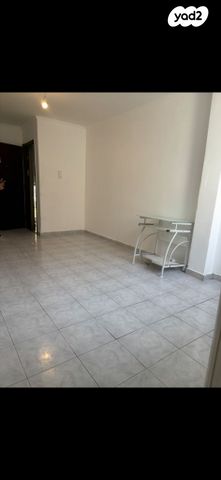 דירה, אפרים צור 44, שקמים ואגמים, אשקלון