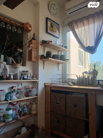 דירה, כצנלסון 12, הל"ה, גבעתיים