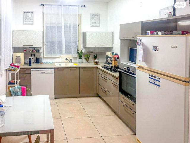 אלישבע קפלן 20