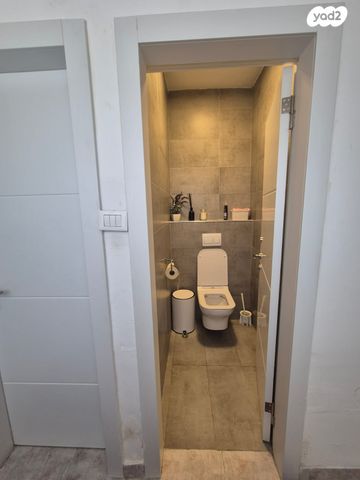 בית פרטי/ קוטג', עמשא 1, מלחה, מנחת, ירושלים