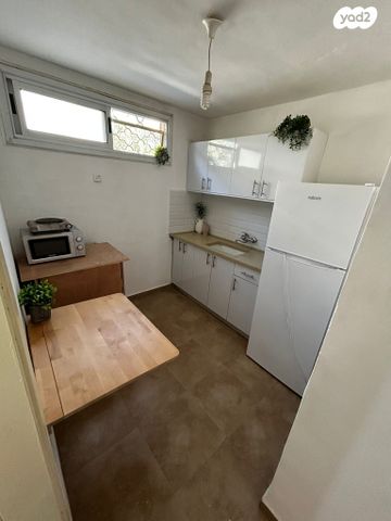 דירה, רבי עקיבא 68, שכונה ד', באר שבע