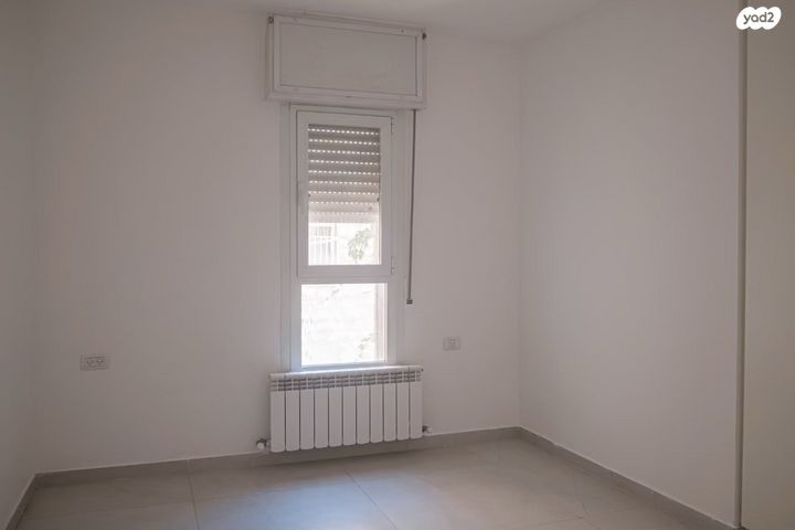 דירה, מאיר נקר 49, ארמון הנציב, תלפיות מזרח, ירושלים