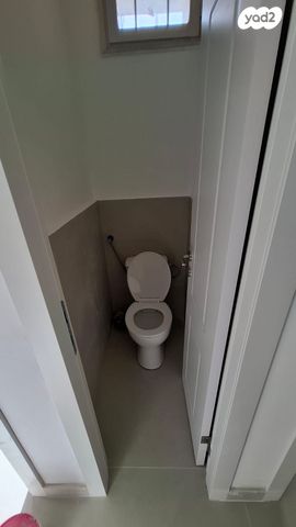 דירה, אחד העם 4, א' / צפון מזרח העיר, רחובות