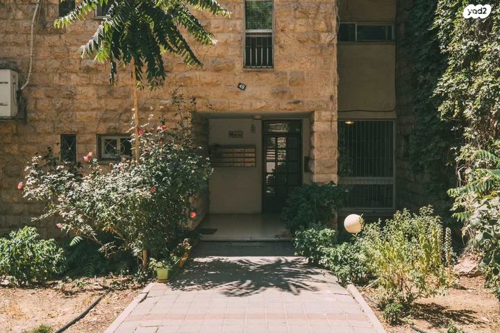 דירה, מאיר נקר 49, ארמון הנציב, תלפיות מזרח, ירושלים