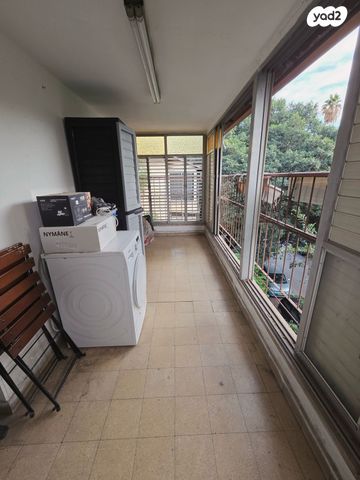 דירה, הרא"ה 73, שכונת הלל, רמת גן