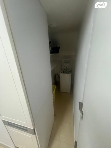 דירת גן, הצנחנים 2, גבעת הרמבם, גבעתיים