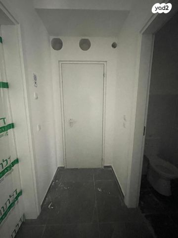 דירה, אדמונד סחייק 17, מלחה, מנחת, ירושלים