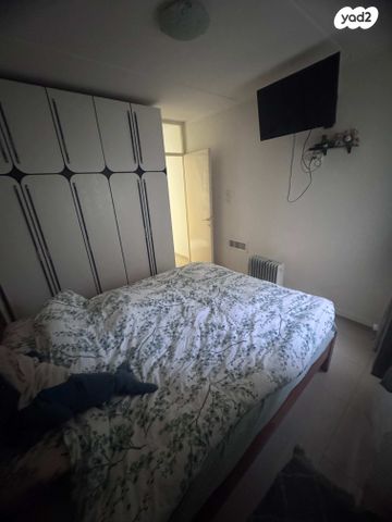 דירה, י.ל. פרץ 1, צור שלום, קרית ביאליק