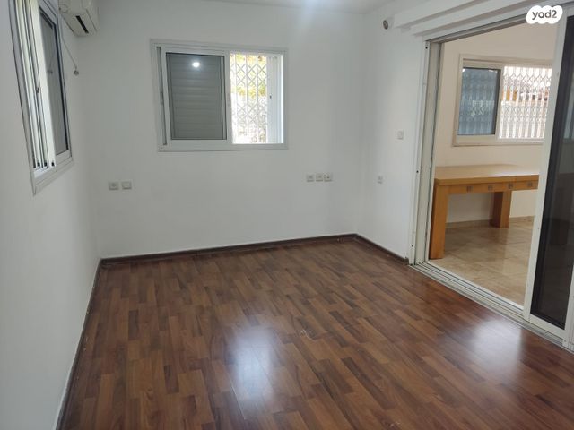 בית פרטי/ קוטג', שדרות מרדכי בן פורת 29, הראשונים, אור יהודה