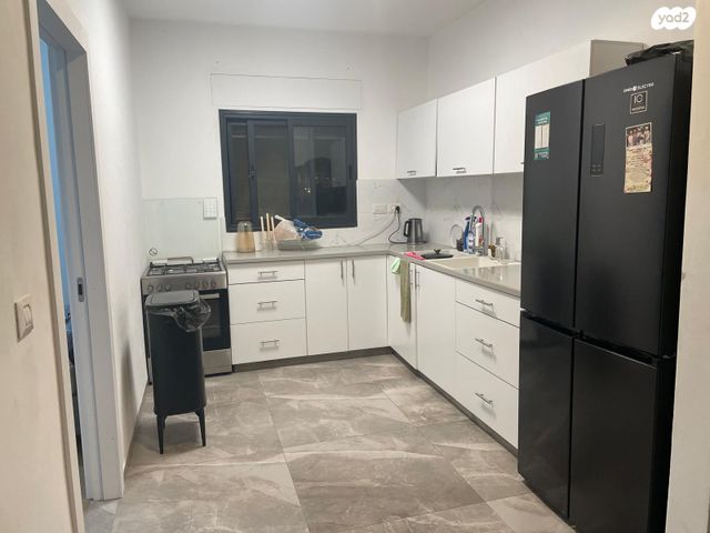 דירה, ירמיהו 11, אג"ש, רמלה