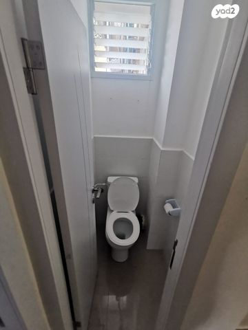 דירה, הרצל 55, שז"ר / דקר, טירת כרמל