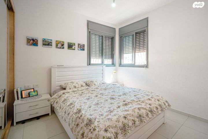 דירה, לוטם 33, הפרחים, חריש