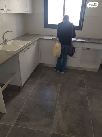 דירה, שרה אהרונסון 12, מורשת, מודיעין מכבים רעות