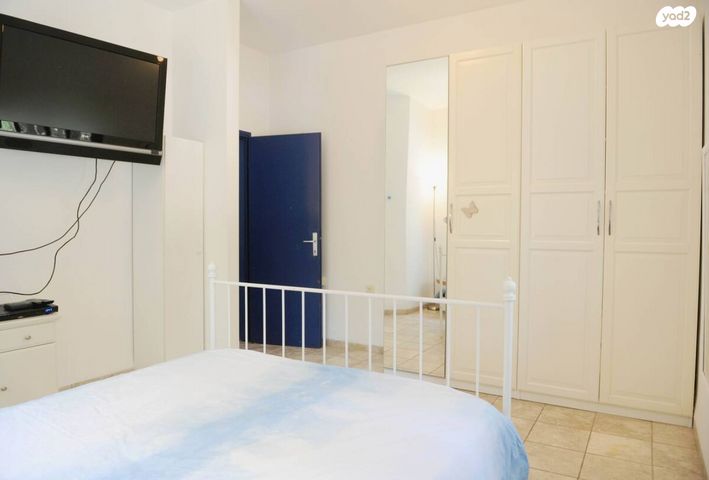 דירת גן, 7111 1, עין הוד, עין הוד