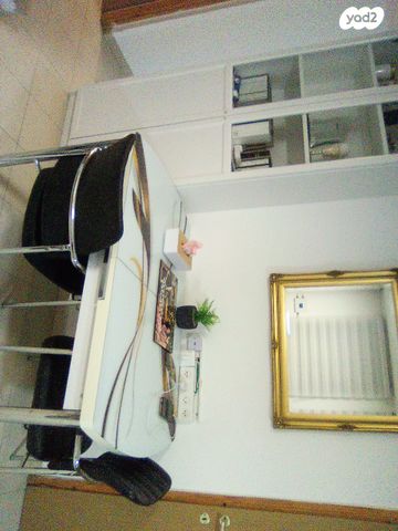 יחידת דיור, מוריס בורג'ס מונורי 14, פסגת זאב, ירושלים