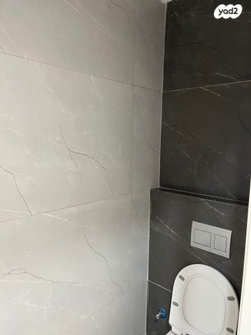 דירה, רב צעיר 15, קרית משה, ירושלים