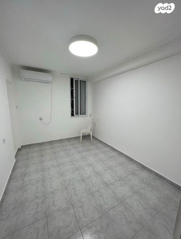 דירה, אפרים צור 44, שקמים ואגמים, אשקלון