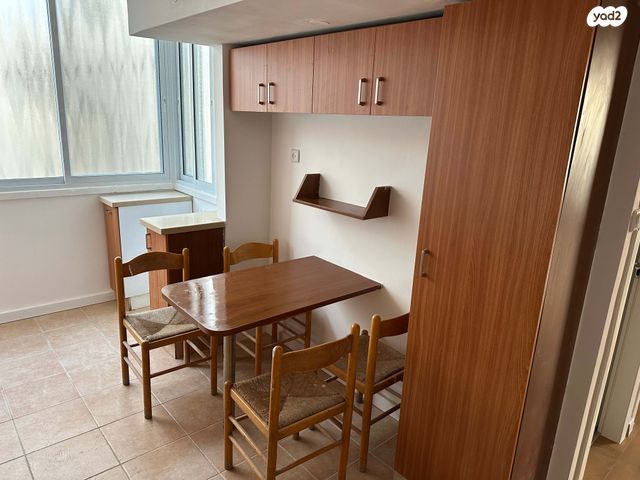 דירה, שדרות ירושלים 80, מרום נווה, רמת יצחק, רמת גן