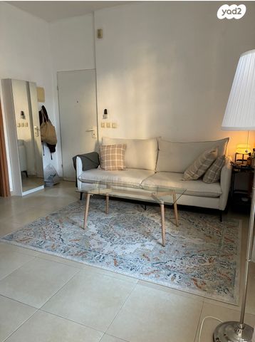 דירה, נחלת בנימין 1, לב תל אביב, לב העיר צפון, תל אביב יפו