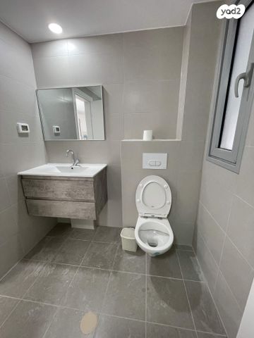 דירה, דרך ארץ 44, עיר היין, אשקלון