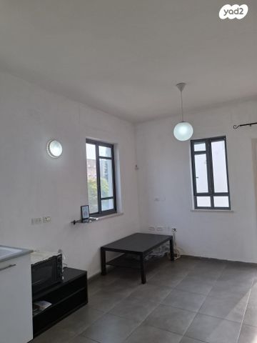 סטודיו/ לופט, מיכאל 8, כפר ביאליק, כפר ביאליק