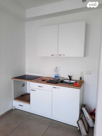 דירה, הצבעוני 23, רובע ח', אשדוד