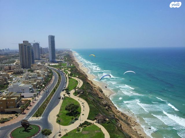 סטודיו/ לופט, שדרות עובד בן עמי 2, נוף הטיילת, נתניה