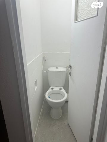 דירה, צ"ג בנות 21, רמב"ם, ראשון לציון