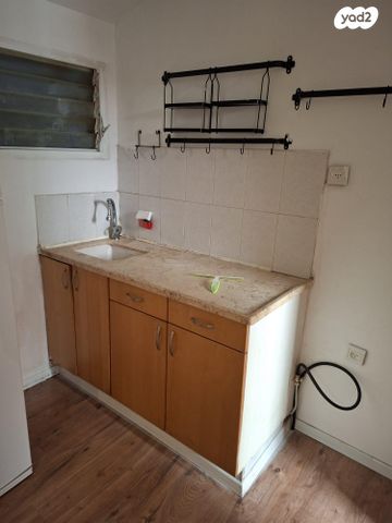 יחידת דיור, הרצל 33, השכונה הוותיקה, גבעת שמואל