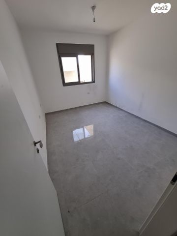 דירת גן, נחל דלתון 4, רמת נבון . הר כרמי, כרמיאל