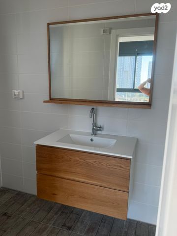 דירה, אמנון ליפקין שחק 1, נוף הטיילת, נתניה