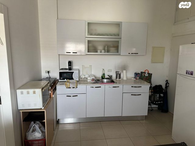 דירה, פנחס רוזן 20, שיכון דן, נווה דן, תל אביב יפו