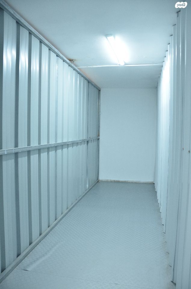 מחסנים, שדרות בן ציון 1, הצפון הישן - דרום, תל אביב יפו