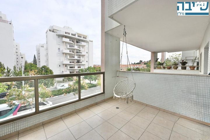 רא"ל מוטה גור 