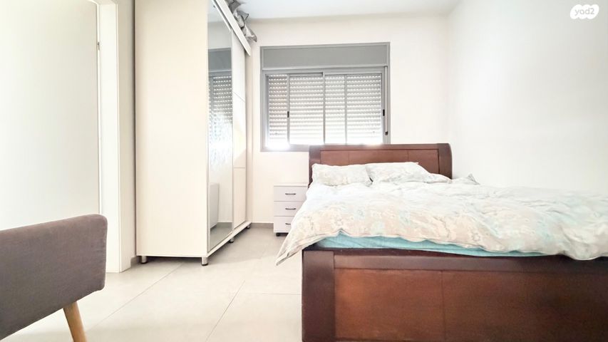 דירה, הרב זבולון גרז 6, רחובות הצעירה, רחובות