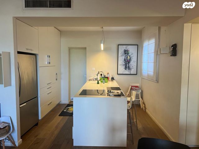 דירה, נווה גן, רמת השרון