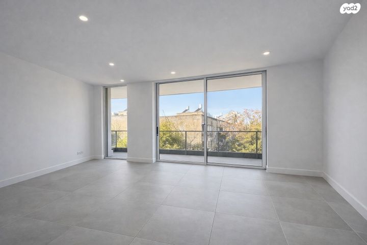 מרים החשמונאית 12