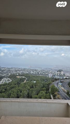 דירה, התאנה, נשר