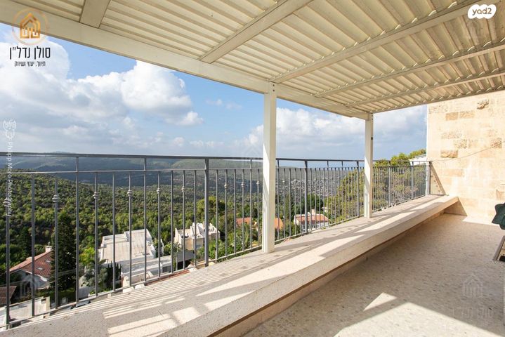 דו משפחתי, שבדיה, חיפה