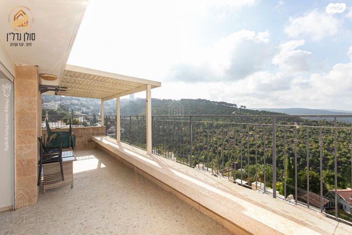 דו משפחתי, שבדיה, חיפה