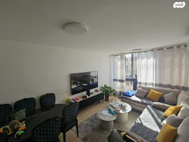 דירה, מחרוזת 45, יפו ד', גבעת התמרים, תל אביב יפו