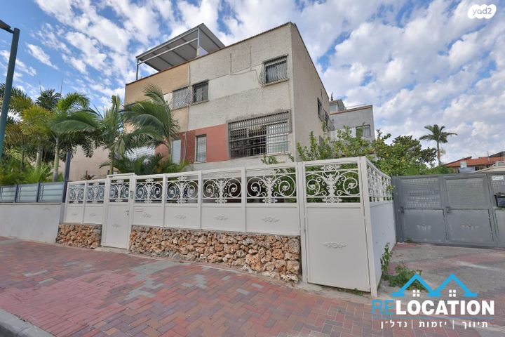 דו משפחתי, חפץ חיים 18, אברמסקי, קרית אתא