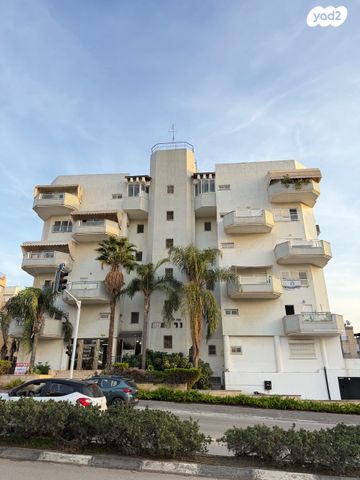 אליהו גולומב 