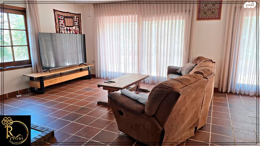 בית פרטי/ קוטג', עדן, קדר