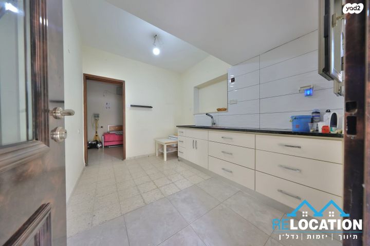 דו משפחתי, חפץ חיים 18, אברמסקי, קרית אתא