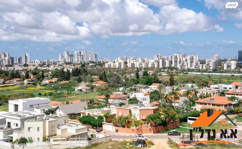 דירה, נאות שמיר, רמלה